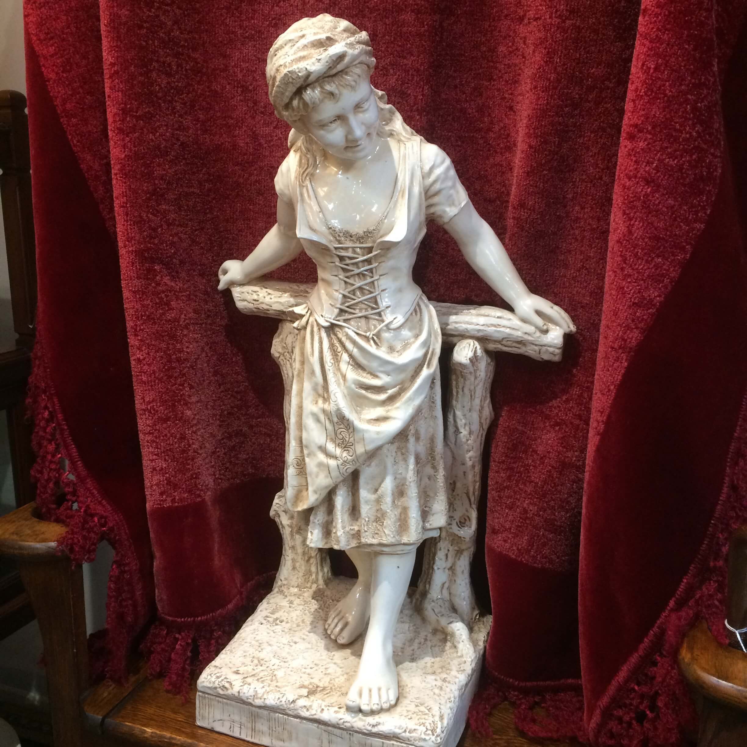 Bretby Figure